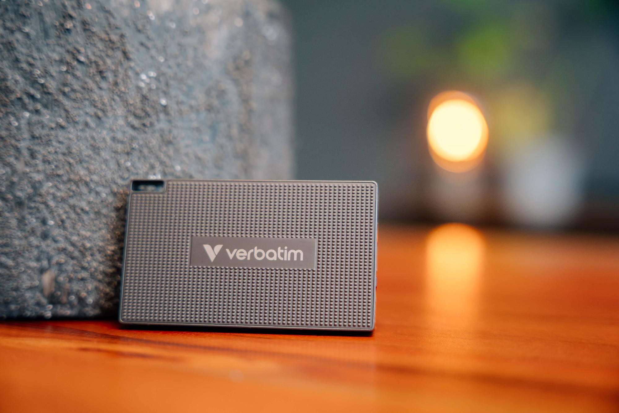 1TB портативный SSD Verbatim Metal Mini, 2000MBps — изображение 2